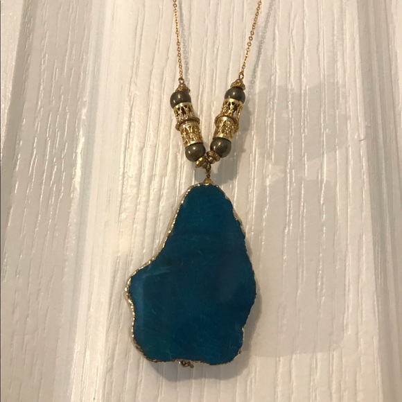 AGATE PENDANT NECKLACE - Picture 10 of 11